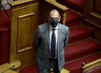 Γιώργος Γεραπετρίτης κορωνοϊός: Ανοιχτό το ενδεχόμενο νέων μέτρων, ακόμα και αιφνιδιαστικά