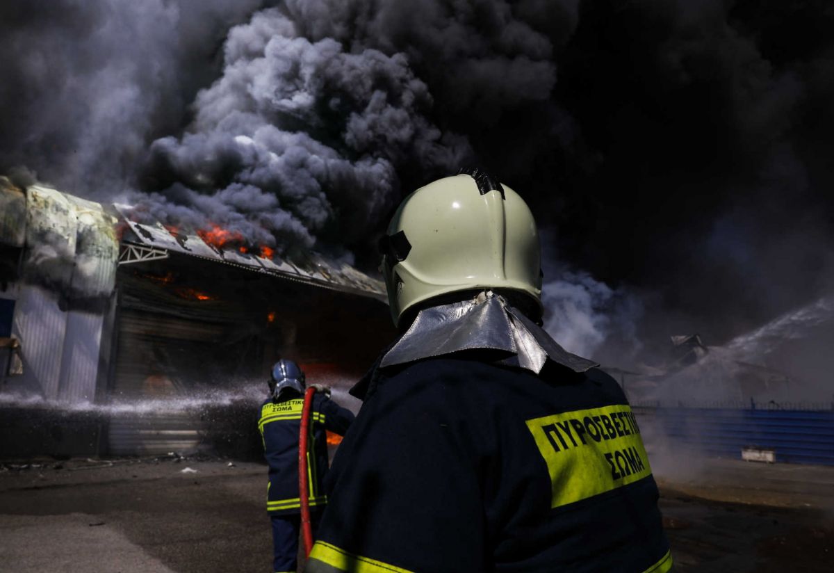 Φωτιά Ασπρόπυργος: Πυρκαγιά σε εργοστάσιο