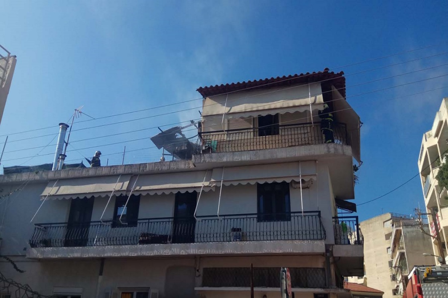 Φωτιά Αγρίνιο: Πυρκαγιά σε σπίτι – Κινδύνευσε μια γυναίκα