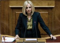 Γεννηματά: Ο πρωθυπουργός επέλεξε να προχωρά μόνος Γεννηματά: Ο πρωθυπουργός επέλεξε να προχωρά μόνος