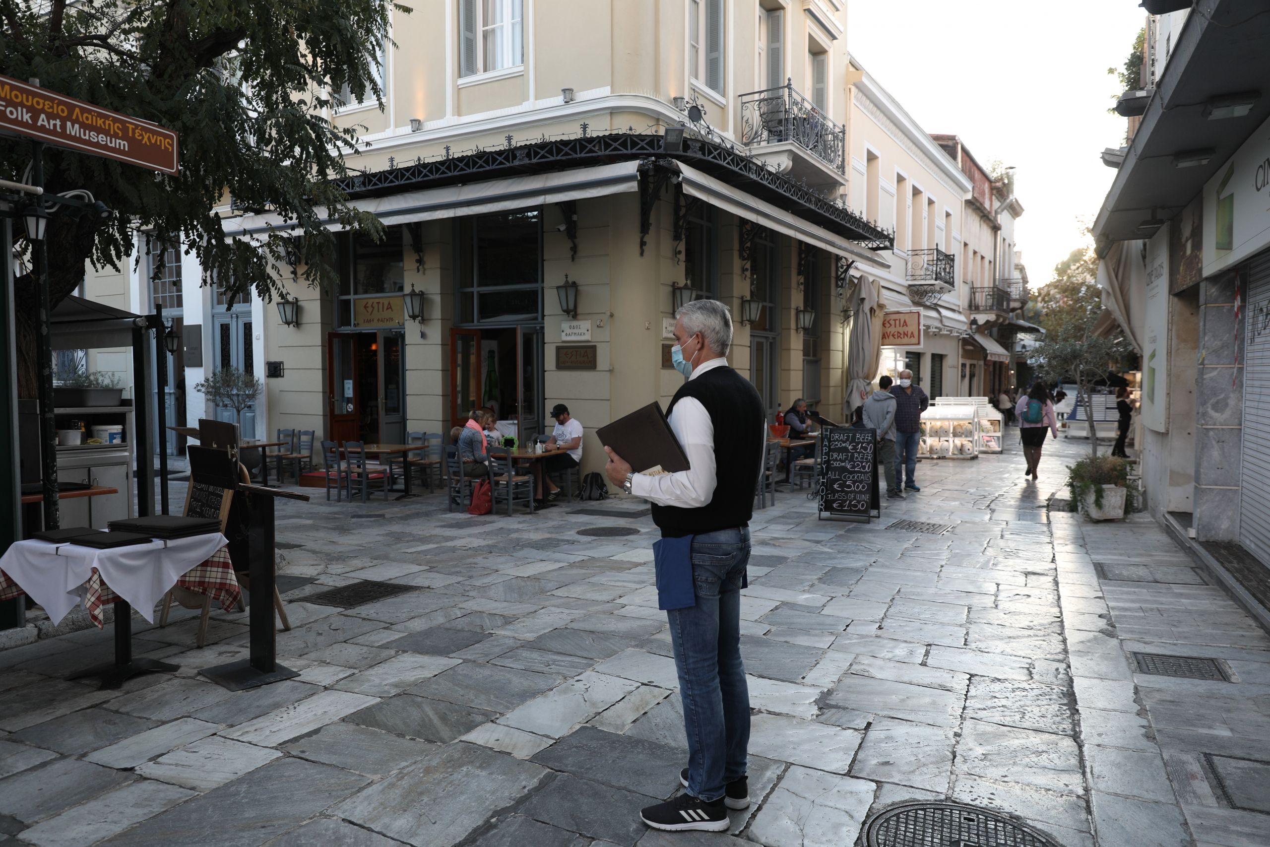 Διπλασιάζεται το «κονδύλι της πανδημίας» για το 2021