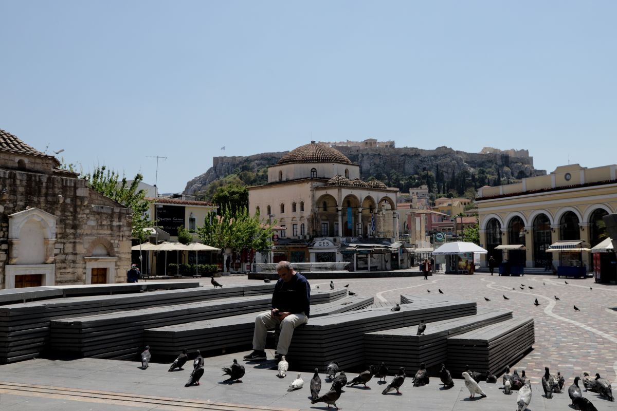 Ελλάδα κορωνοϊός: Παραμένουν στις πρώτες θέσεις των Θεσσαλονίκη και Αττική