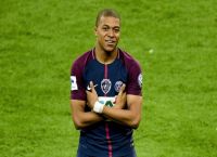 Fan Έλληνα τραγουδιστή ο Κιλιάν Εμπαπέ