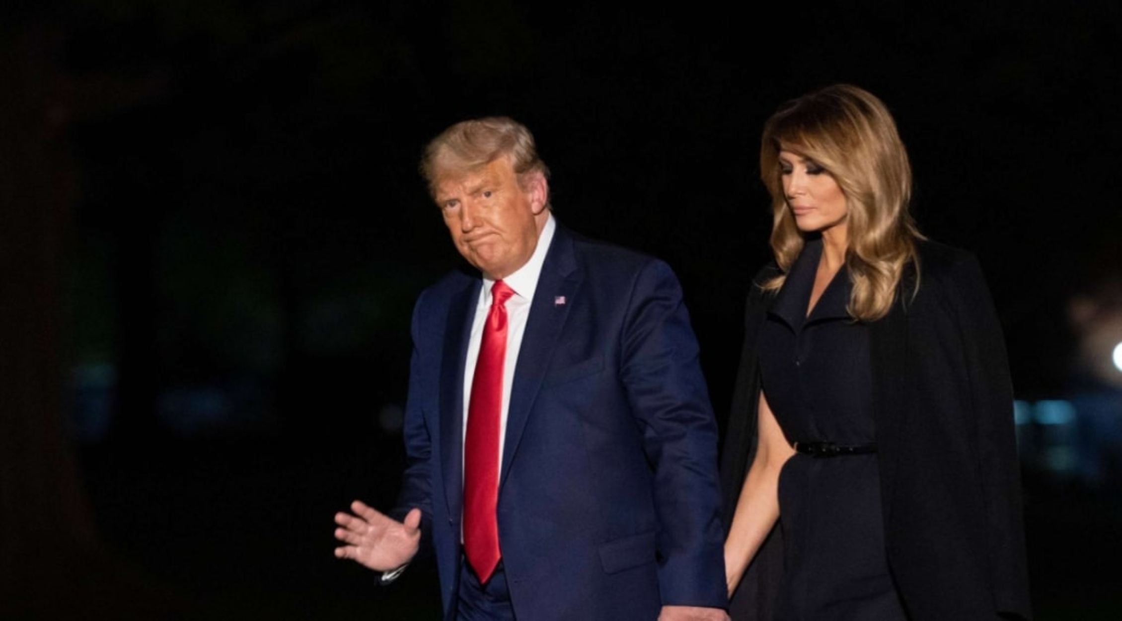 Melania Trump: Μετράει ημέρες για το διαζύγιο από τον Donald Trump;