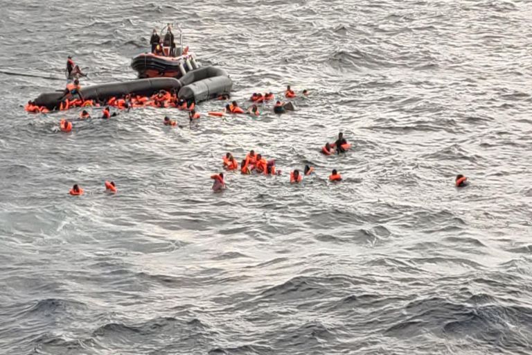 Ναυάγιο Λιβύη: Τουλάχιστον 5 νεκροί – Φόβοι για αρκετούς περισσότερους