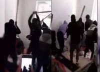 Καμίνια: Άγρια συμπλοκή με έναν νεκρό και δύο τραυματίες μέσα σε σπίτι – Σοκαριστικό βίντεο