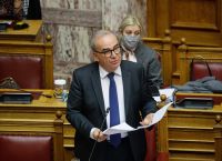 Παπαθανάσης για άρση των μέτρων: «Όλα είναι στο τραπέζι»