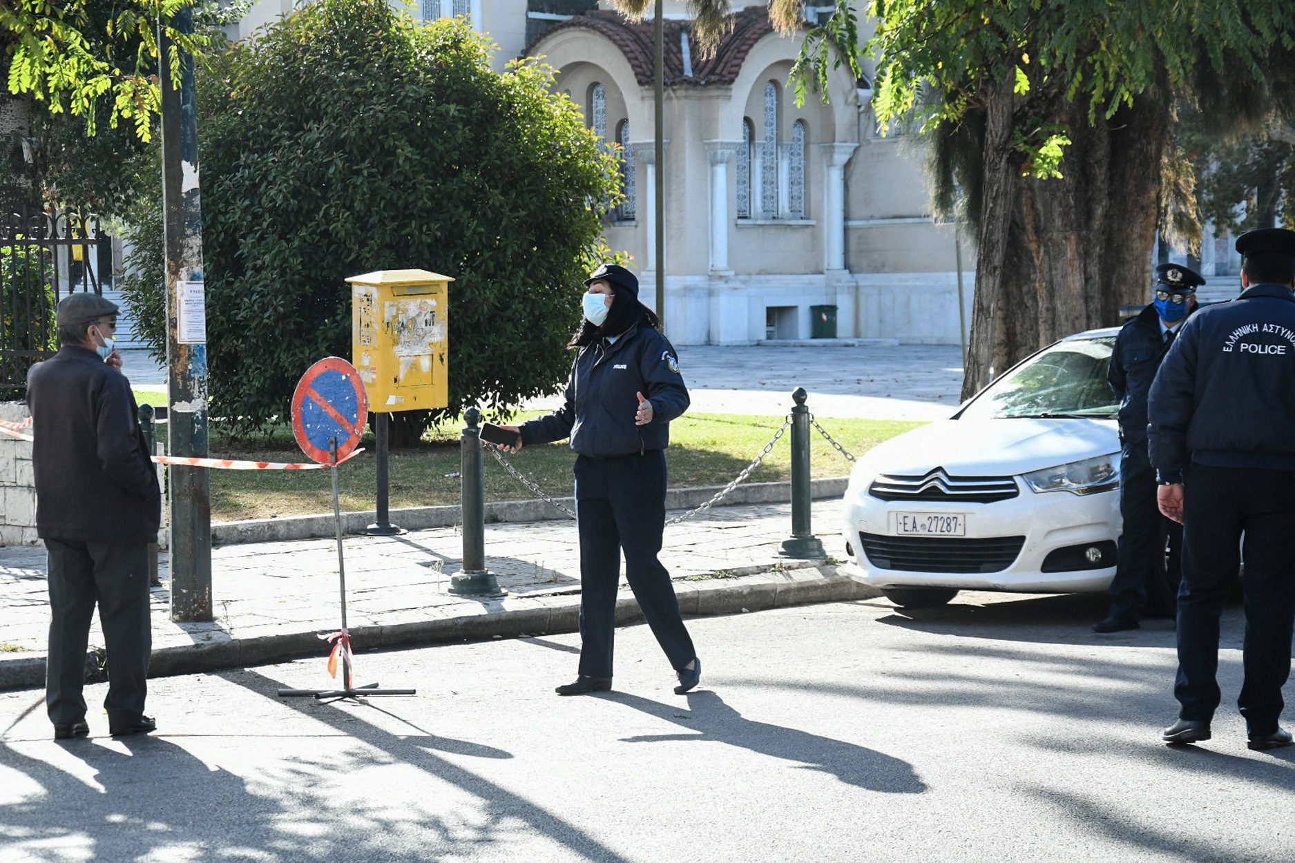 Καθολικό lockdown: Τι εισηγούνται οι ειδικοί για Αχαΐα, Θεσσαλονίκη, Ρέθυμνο