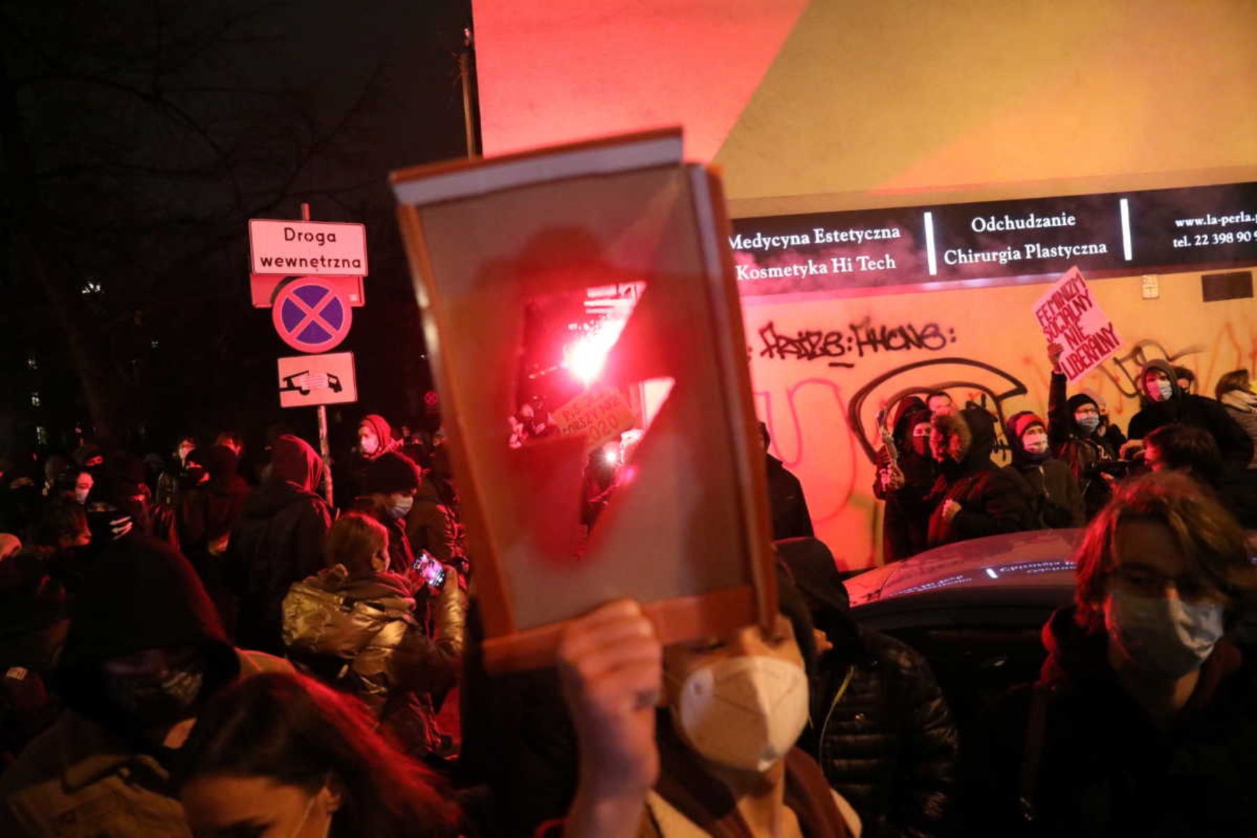Πολωνία δικαίωμα στην άμβλωση: Συνεχίζονται οι συγκρούσεις με την Αστυνομία
