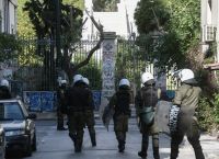 Πολυτεχνείο 2020: Επιχείρηση εκκένωσης από την Ελληνική Αστυνομία Πολυτεχνείο 2020: Επιχείρηση εκκένωσης από την Ελληνική Αστυνομία