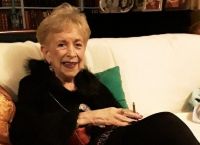 Πέθανε η Σάσα Μανέτα