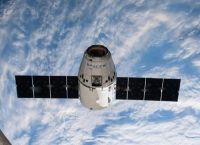 Το Crew Dragon των Space X-NASA «έδεσε» στον Διεθνή Διαστημικό Σταθμό Το Crew Dragon των Space X-NASA «έδεσε» στον Διεθνή Διαστημικό Σταθμό