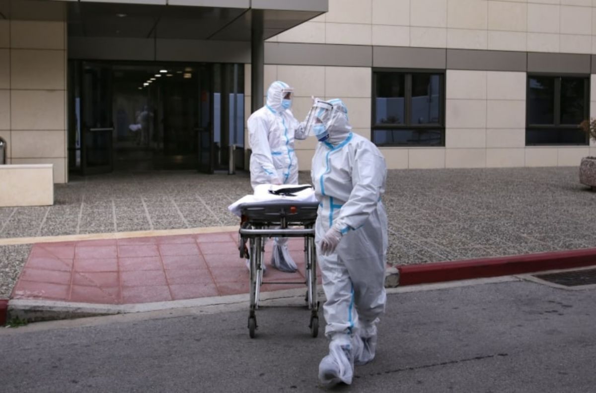 Κρούσματα σήμερα 11/2: Πάνε για καθολικό lockdown Θεσσαλονίκη, Αχαΐα, Ρέθυμνο – Πιέζεται το ΕΣΥ στην Αττική