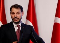Τουρκία: Σύγχυση με την παραίτηση του υπουργού Οικονομικών Τουρκία: Σύγχυση με την παραίτηση του υπουργού Οικονομικών