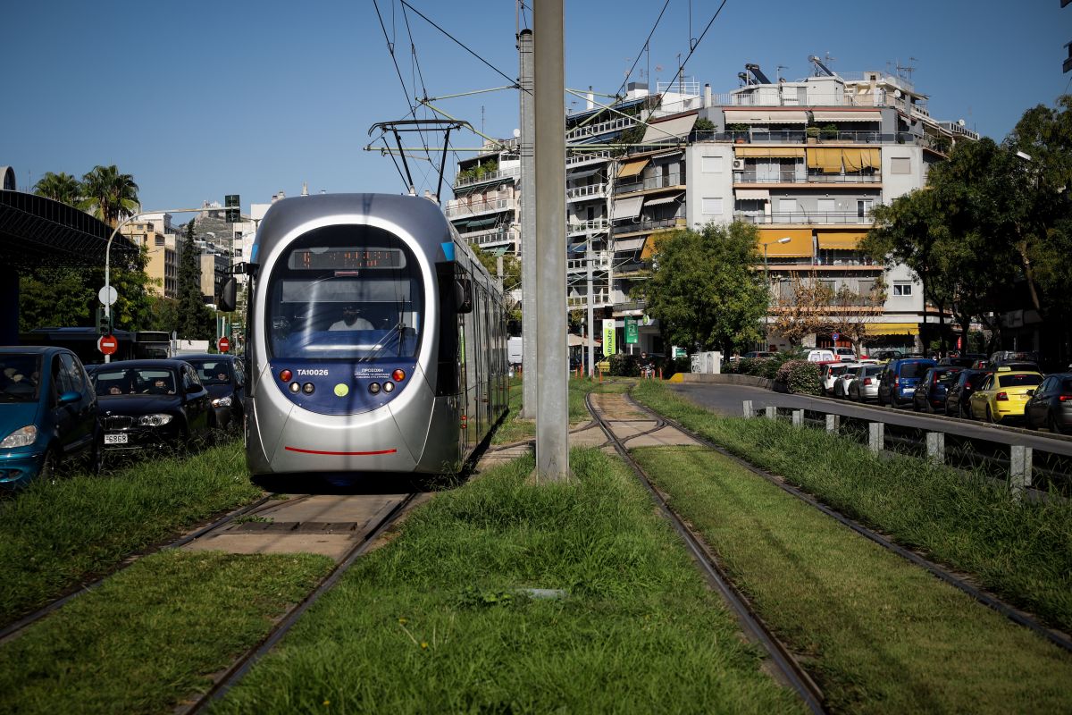 Τραμ: Επανέναρξη των δρομολογίων από και προς το Σύνταγμα