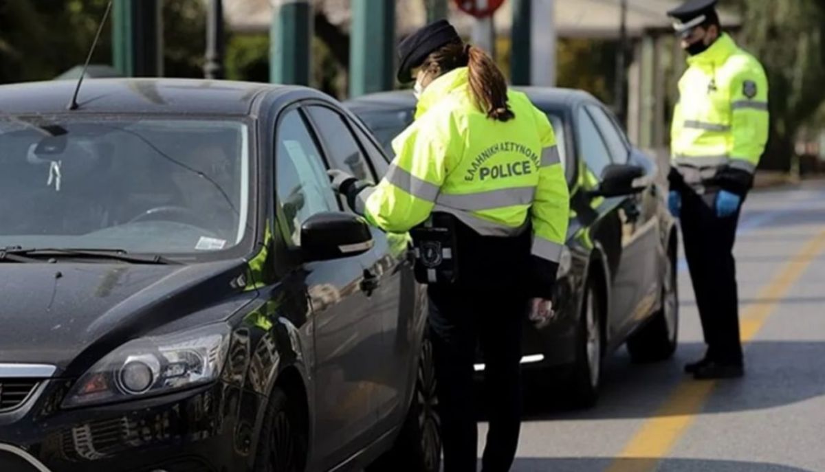 Lockdown Αθήνα: Μπλόκα της Τροχαίας στους δρόμους της πρωτεύουσας