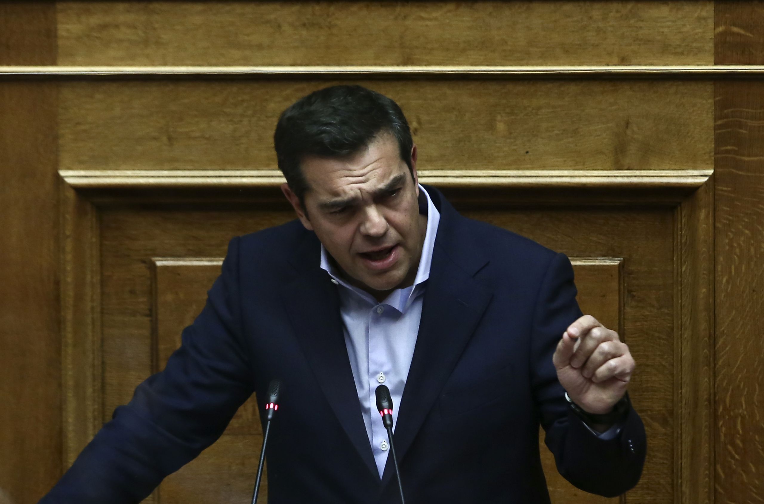 Αλέξης Τσίπρας προϋπολογισμός: Φέρεστε σαν να κυβερνάτε άλλη χώρα