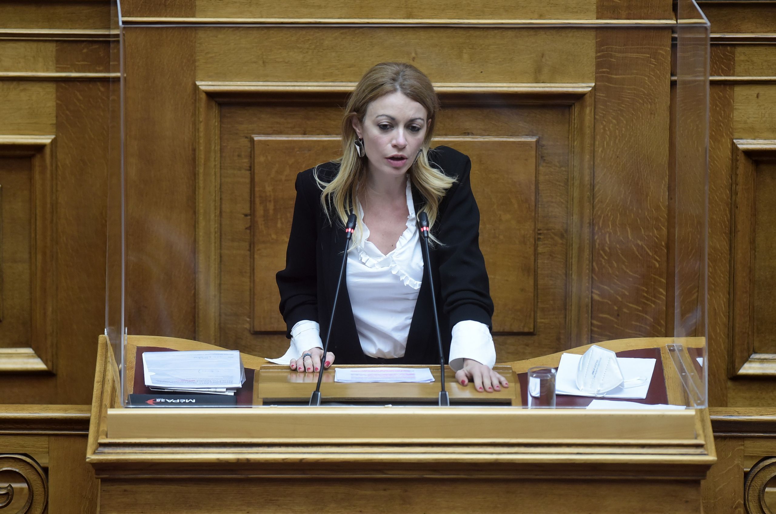 Αγγελική Αδαμοπούλου: Άρθηκε η ασυλία της βουλευτή του ΜεΡΑ25 – Πυρά από την αντιπολίτευση