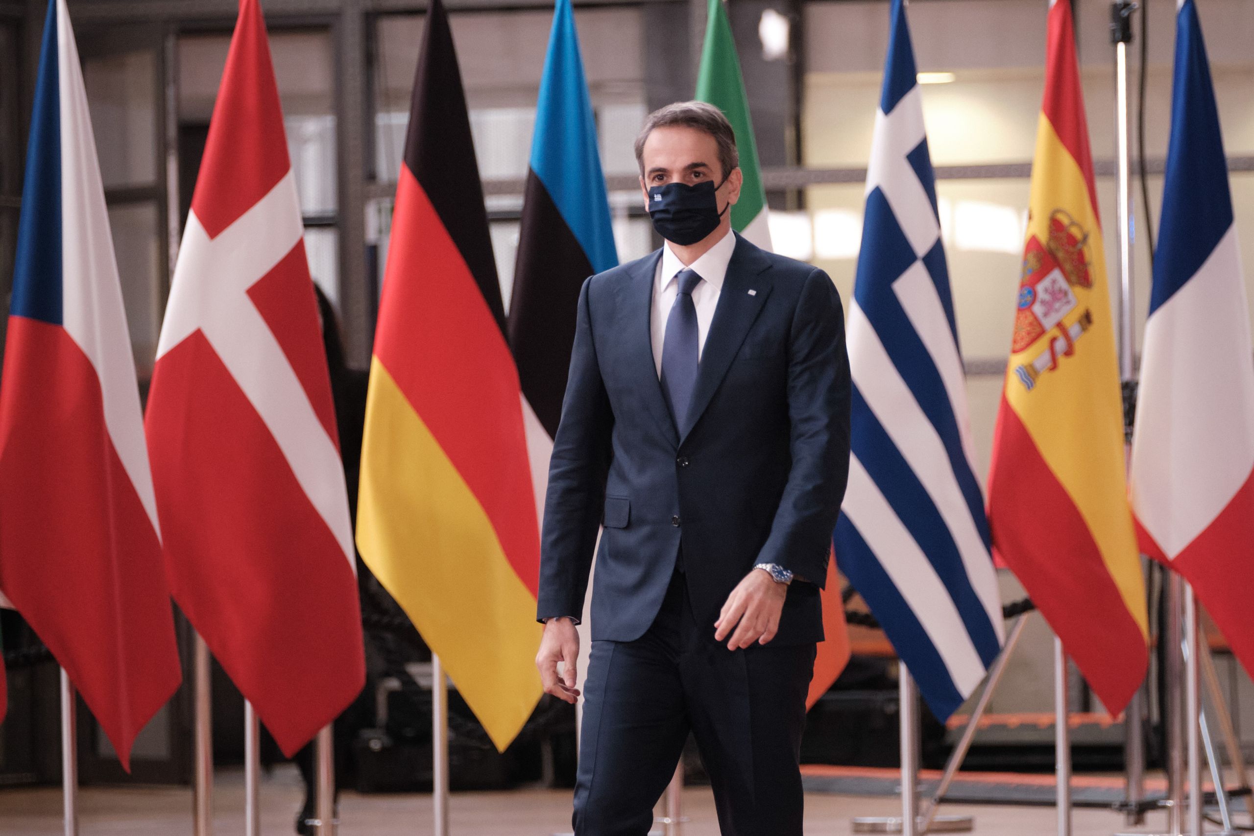Politico Μητσοτάκης: Πιστοποιητικό εμβολιασμού προτείνει στην Ευρωπαϊκή Επιτροπή ο πρωθυπουργός