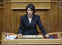 Σουλτάνα Ελευθεριάδου Μητσοτάκης: «Επιδειξία» χαρακτήρισε τον πρωθυπουργό η βουλευτής του ΣΥΡΙΖΑ Σουλτάνα Ελευθεριάδου Μητσοτάκης: «Επιδειξία» χαρακτήρισε τον πρωθυπουργό η βουλευτής του ΣΥΡΙΖΑ