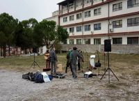 Θεσσαλονίκη: Έπαιξαν μουσική για τους ασθενείς covid του νοσοκομείου Παπανικολάου Θεσσαλονίκη: Έπαιξαν μουσική για τους ασθενείς covid του νοσοκομείου Παπανικολάου