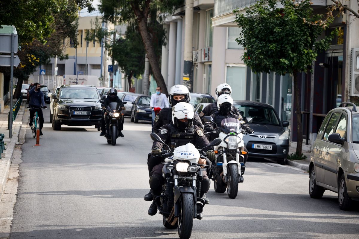 Λαθραία τσιγάρα: Εξαρθρώθηκε κύκλωμα με 1,1 δις τσιγάρα το έτος και 20 εκατ. ευρώ διαφυγόντες φόρους