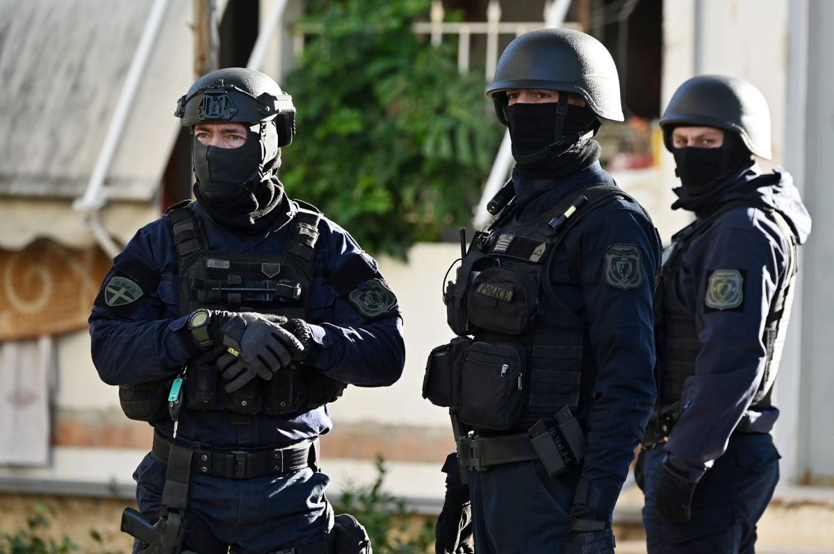 Πανεπιστημιούπολη Ζωγράφου: Επιχείρηση της αστυνομίας στις φοιτητικές εστίες – Έρευνες για ναρκωτικά