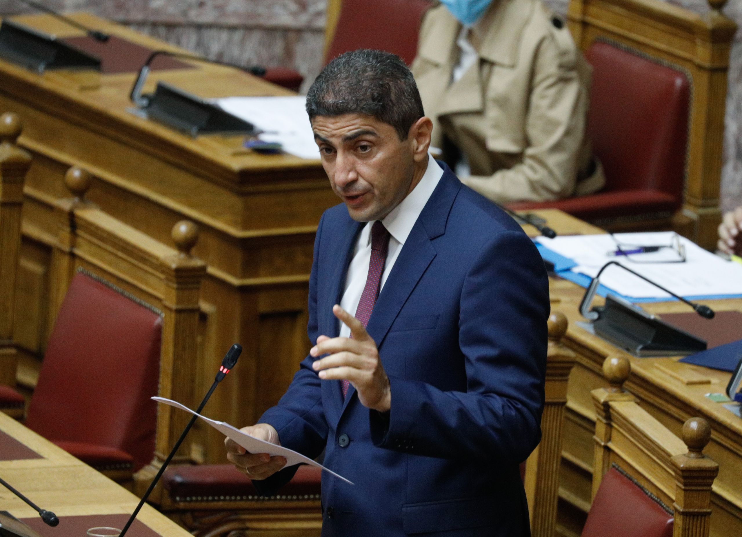 Αυγενάκης: Τον Ιούνιο η συζήτηση για κόσμο στα γήπεδα