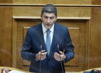 Αυγενάκης για Μπεκατώρου: «Τα στόματα έχουν ανοίξει, είμαι δίπλα τους» Αυγενάκης για Μπεκατώρου: «Τα στόματα έχουν ανοίξει, είμαι δίπλα τους»