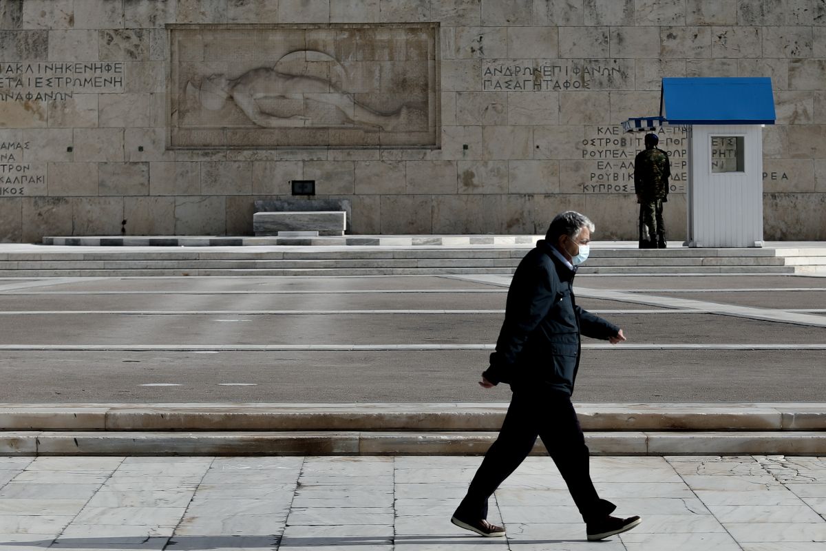 Κρούσματα σήμερα 19/04: Υπό πίεση το σύστημα υγείας