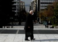 Κορωνοϊός κρούσματα: Στο «κόκκινο» η δυτική Αττική – Καμπανάκι από Κικίλια