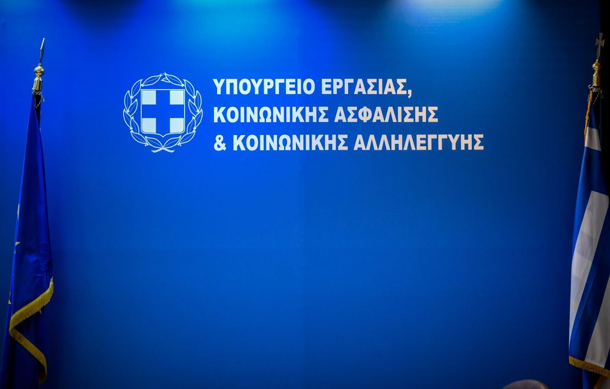 Χατζηδάκης: Ξεκινούν άμεσα διαδικασίες για 1.700 προσλήψεις στο δημόσιο