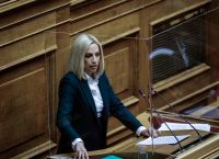 Φώφη Γεννηματά: Ώρα να τελειώνει η κυβέρνηση με το επικοινωνιακό σόου των εμβολιασμών Φώφη Γεννηματά: Ώρα να τελειώνει η κυβέρνηση με το επικοινωνιακό σόου των εμβολιασμών