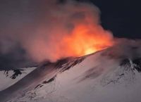 Αίτνα: «Ξύπνησε» το ηφαίστειο – Εντυπωσιακές εικόνες