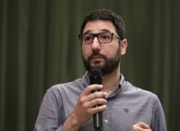 Νάσος Ηλιόπουλος: Ουσιαστικά μέτρα ενίσχυσης της αγοράς ή οριστικά λουκέτα Νάσος Ηλιόπουλος: Ουσιαστικά μέτρα ενίσχυσης της αγοράς ή οριστικά λουκέτα