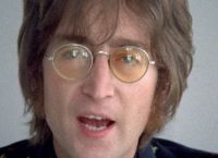 John Lennon: Σαράντα χρόνια από τη δολοφονία του σκαθαριού John Lennon: Σαράντα χρόνια από τη δολοφονία του σκαθαριού