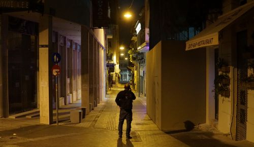 Μέτρα οικονομικής ενίσχυσης: Τι ισχύει για τέλη κυκλοφορίας, επίδομα θέρμανσης και «Επιστρεπτέα Προκαταβολή»
