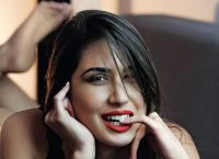 Έλενα Κρεμλίδου: Όταν φωτογραφήθηκε εντελώς γυμνή για το playboy Έλενα Κρεμλίδου: Όταν φωτογραφήθηκε εντελώς γυμνή για το playboy