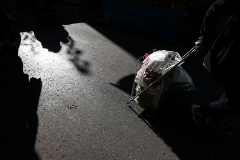Μέτρα για λαϊκές αγορές: Πρέπει να αποφευχθούν φαινόμενα αναστολής ή επιβολής προστίμων