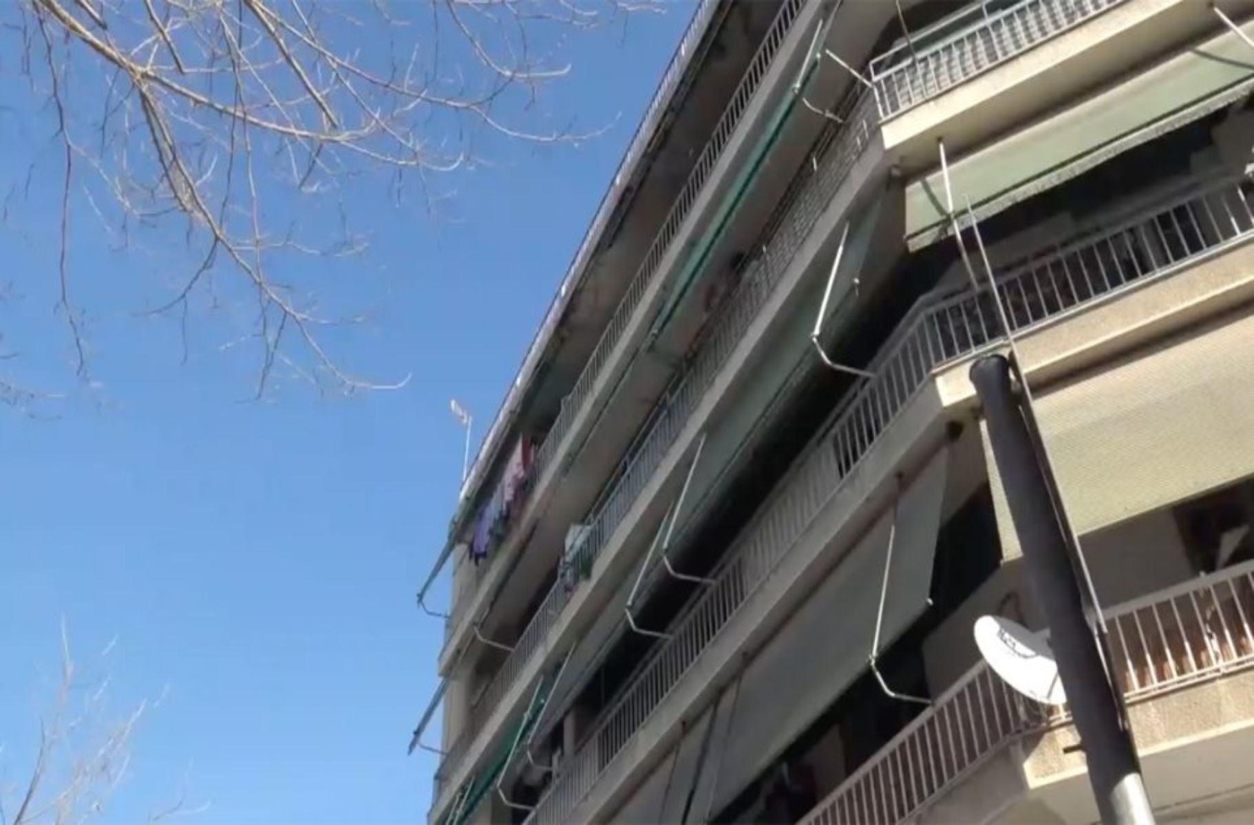 Τραγωδία στη Λάρισα: Νεκρή 42χρονη που έπεσε από μπαλκόνι πολυκατοικίας
