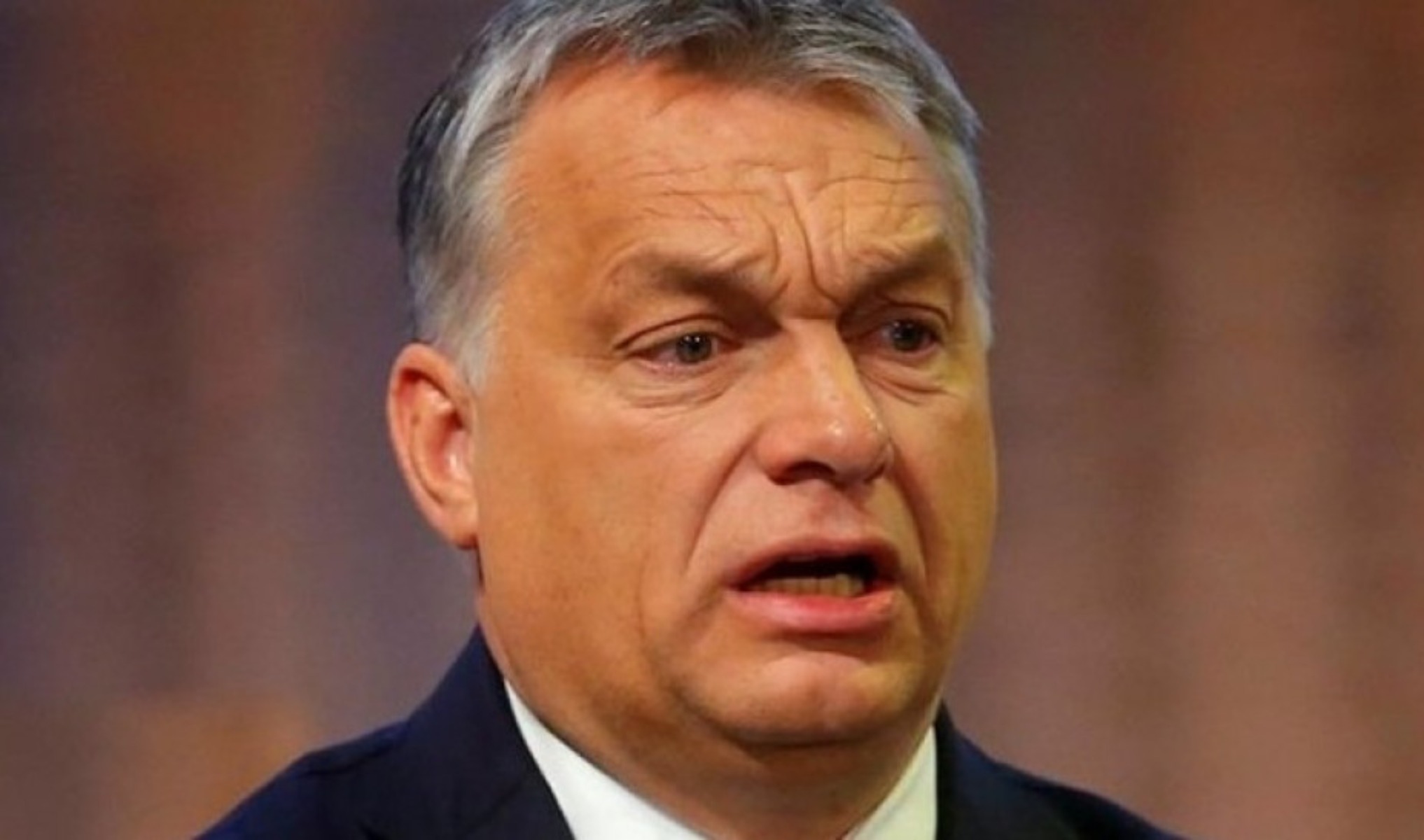 Ουγγαρία υιοθεσία: Απαγορεύτηκε με νόμο στα ομόφυλα ζευγάρια