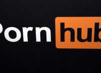 Pornhub: Μετά τις καταγγελίες για βίντεο παιδικής πορνογραφίας αλλάζει τους όρους χρήσης Pornhub: Μετά τις καταγγελίες για βίντεο παιδικής πορνογραφίας αλλάζει τους όρους χρήσης