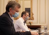 Σήμερα η τηλεδιάσκεψη για τον εμβολιασμό υπό τον Μητσοτάκη – Με υπουργούς, κυβερνητικά στελέχη και Τσιόδρα