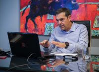 Αλέξης Τσίπρας: Μαζί θα σπάσουμε το τείχος της ανασφάλειας Αλέξης Τσίπρας: Μαζί θα σπάσουμε το τείχος της ανασφάλειας