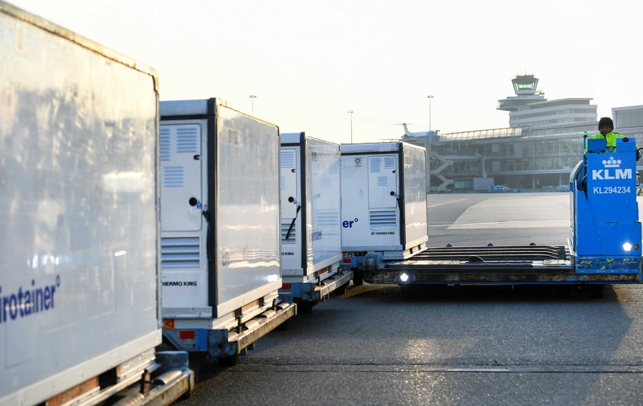 Χάκερς εμβόλιο: Η IBM αποκάλυψε προσπάθεια «εισβολής» στη διαδικασία της μεταφοράς των εμβολίων