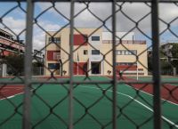 Κλειστά σχολεία: Λουκέτο στις περιοχές με «βαθύ κόκκινο» – Αναλυτικά τι ισχύει Κλειστά σχολεία: Λουκέτο στις περιοχές με «βαθύ κόκκινο» – Αναλυτικά τι ισχύει