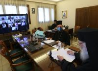 Διαρκής Ιερά Σύνοδος: Όχι της Εκκλησίας στα μέτρα για τον κορωνοϊό