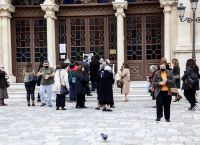 Κρούσματα σήμερα 6/1: Ανησυχούν οι ειδικοί μετά τους συνωστισμούς στα Θεοφάνεια – Τα νέα για τα εμβόλια Κρούσματα σήμερα 6/1: Ανησυχούν οι ειδικοί μετά τους συνωστισμούς στα Θεοφάνεια – Τα νέα για τα εμβόλια
