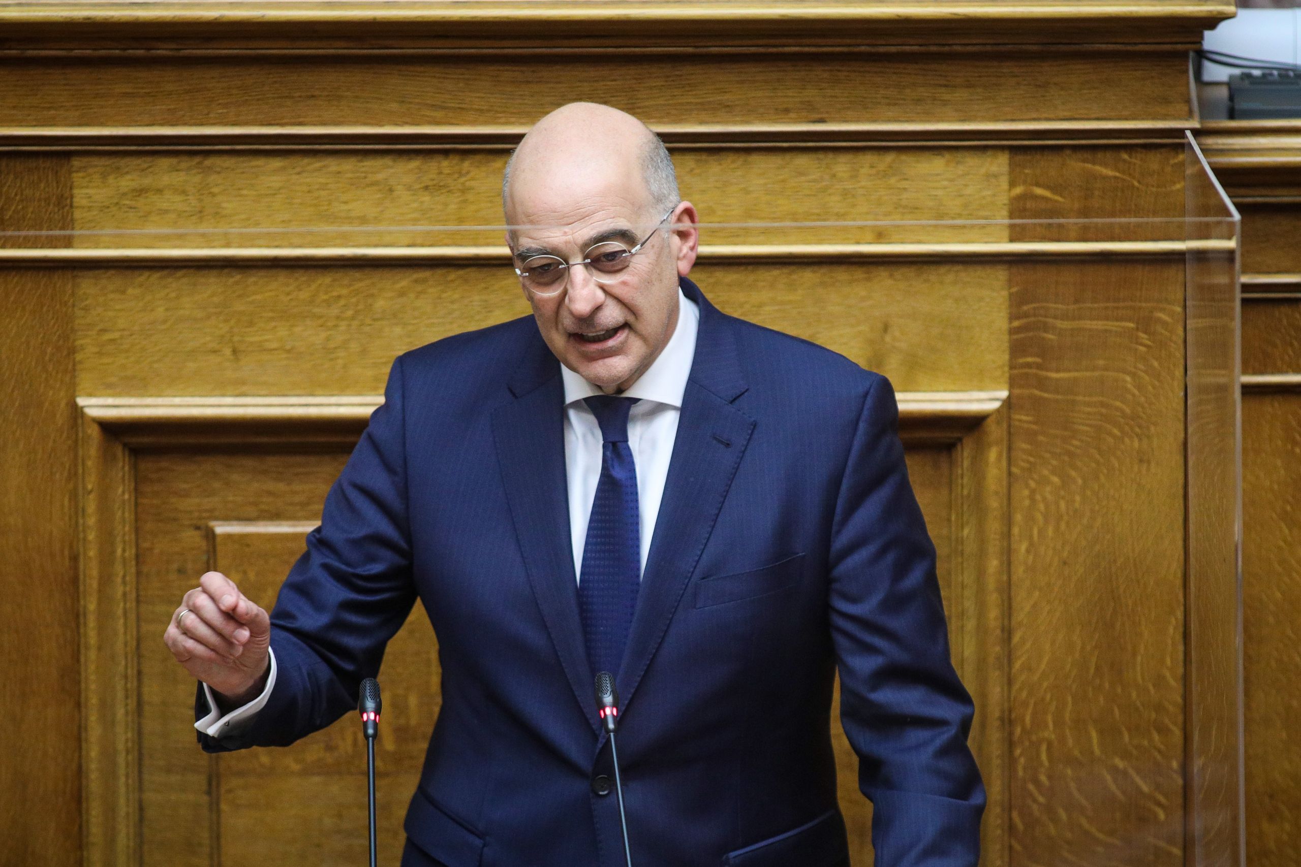 Ελλάδα Τουρκία: Δένδιας – «Τα προβλήματα λύνονται με διάλογο, όχι με απειλές πολέμου»