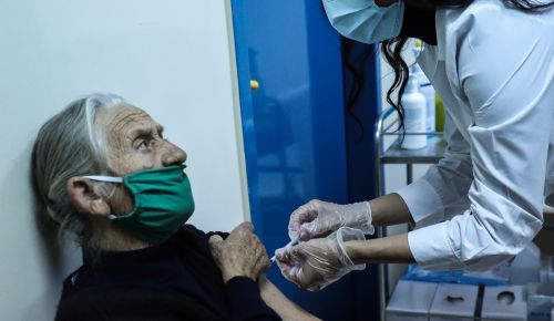 Εμβολιασμοί Ελλάδα: Πόσοι έχουν κάνει το εμβόλιο μέχρι σήμερα και πού